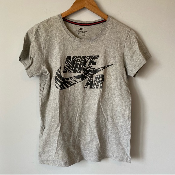 Nike Air leopard stripe swoosh grey tshirt - medium - Picture 1 of 5